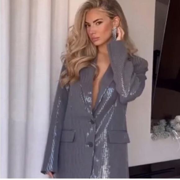 ZARA OVERSIZED SEQUIN BLAZER - Picture 4 of 16